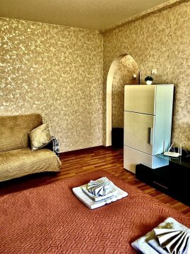 1-к квартира, 4/9 эт., 38м²